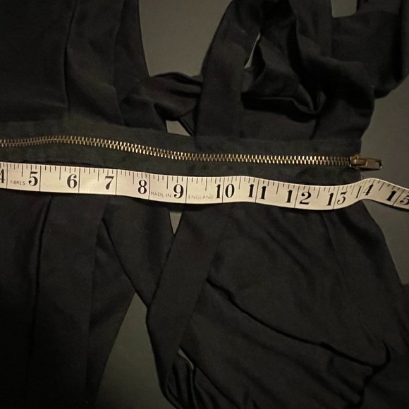 Little Black Dress Cut Out Back With Zip - Picture 9 of 12